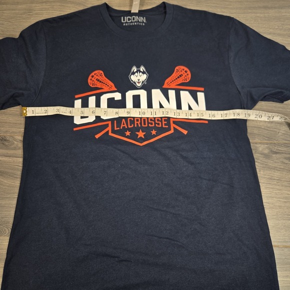 UConn Huskies Lacrosse T Shirt Mens M Navy Blue Graphic Print Short Sleeve New - Picture 3 of 11